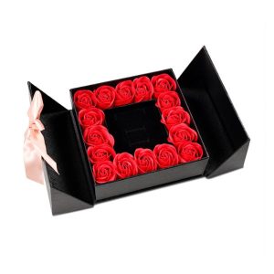 Box mit sechzehn Rosen | ETERNALROSE