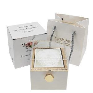 Weiße Box mit Rose | WHITEBOX